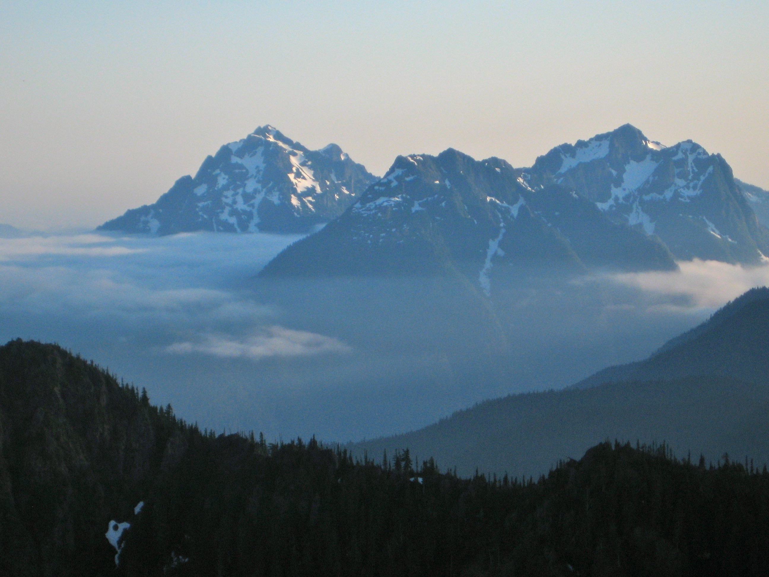 evening light on Mt Washington and Mt Pershing in the distance from Lunch Rock high on The Brothers