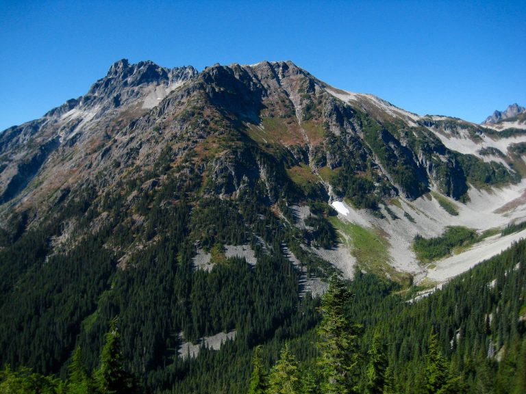 Bear Mountain and Indian Basin seen from Indian Saddle during Middle Lakes High Traverse in the American Chilliwack Mountains