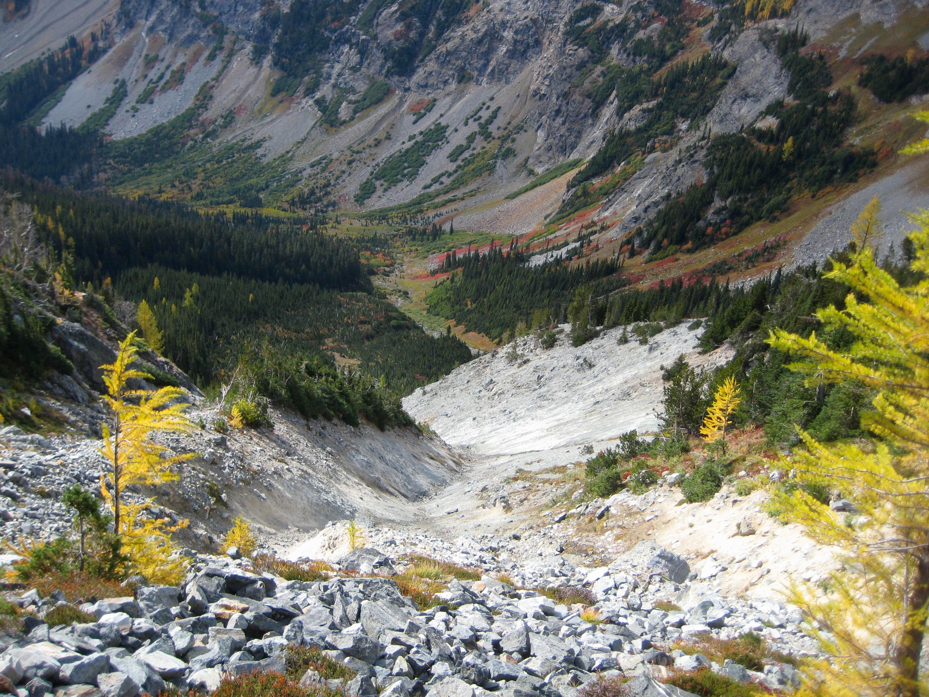 Crossing the erosion gully below North Spectacle Butte