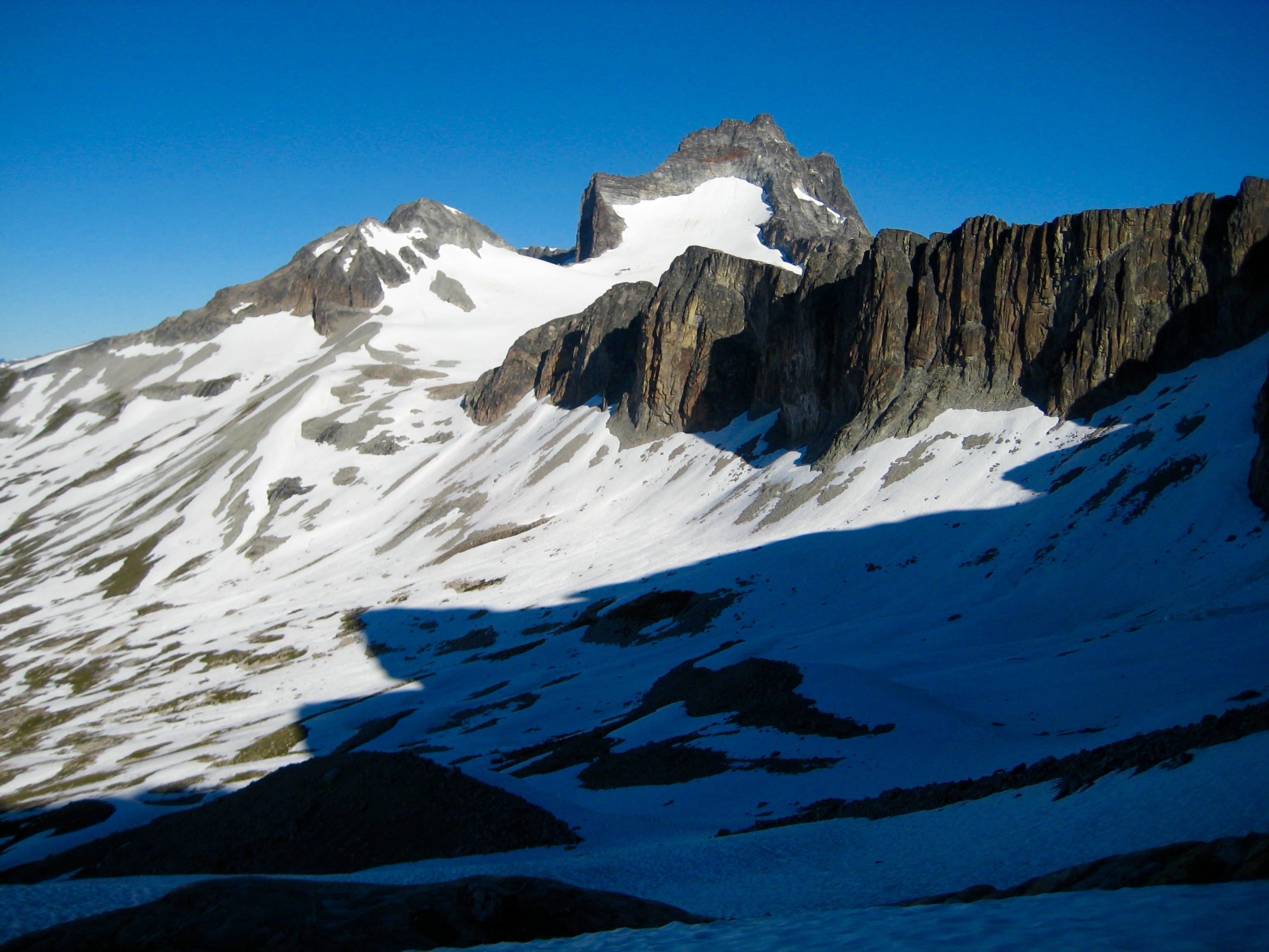 Climbers camp with Mt Redoubt above from the traverse to Hard Mox Peak