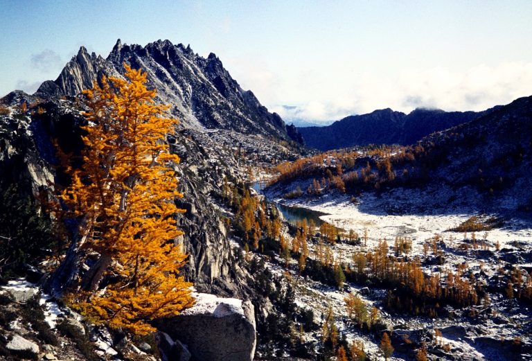 Craggy Temple Ridge stands above Enchantment Basin during Enchantment Traverse