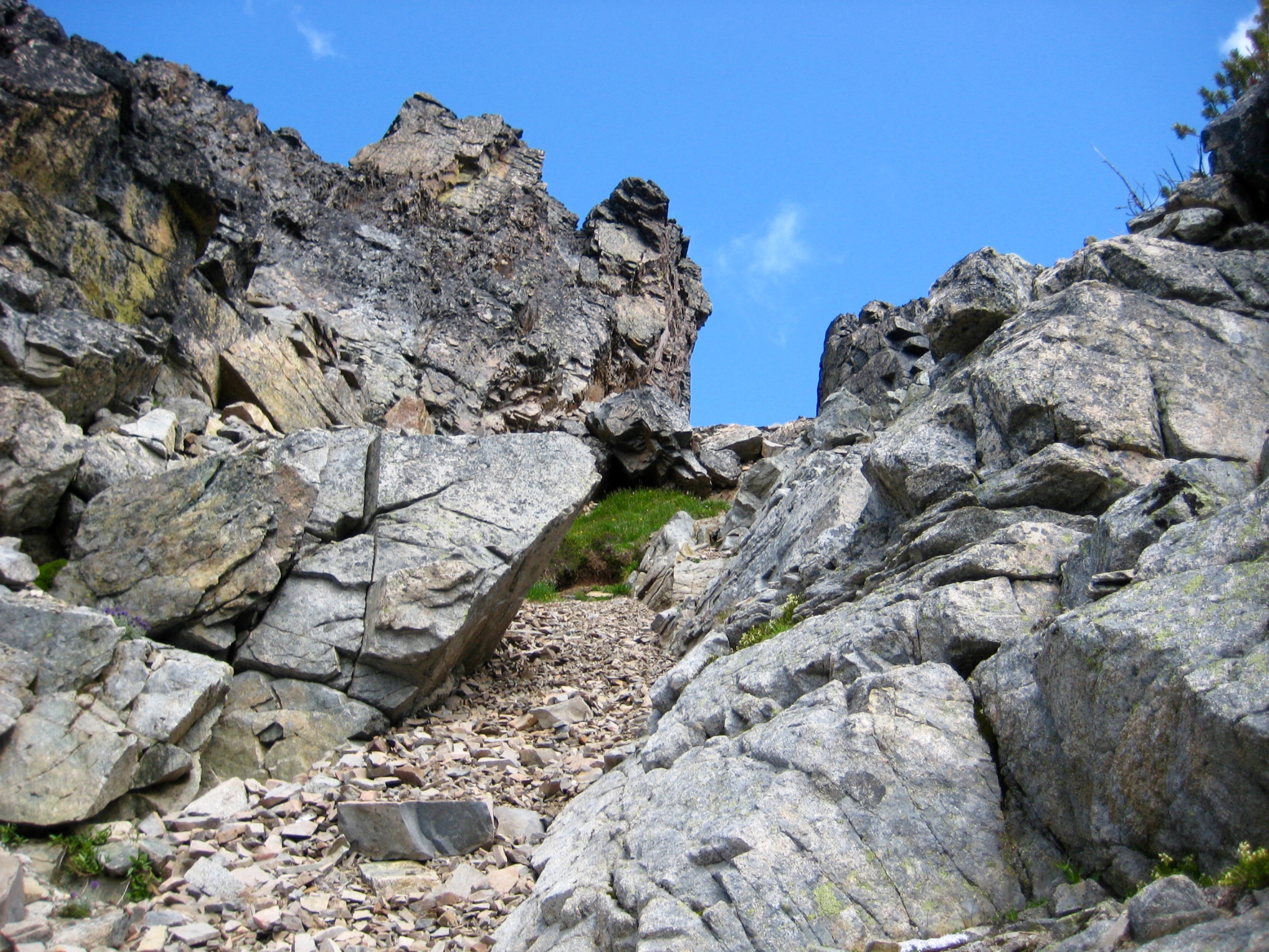 Looking up Lower Dike Slot leading to the summit of Mt Arrvia